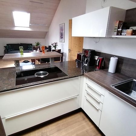 Ferienwohnung Sam 키엠민크 외부 사진